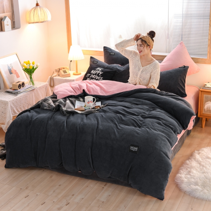 91家纺网 家纺一手货源 找家纺 唐人居 2025新款牛奶绒双拼贴布绣四件套 格调-灰