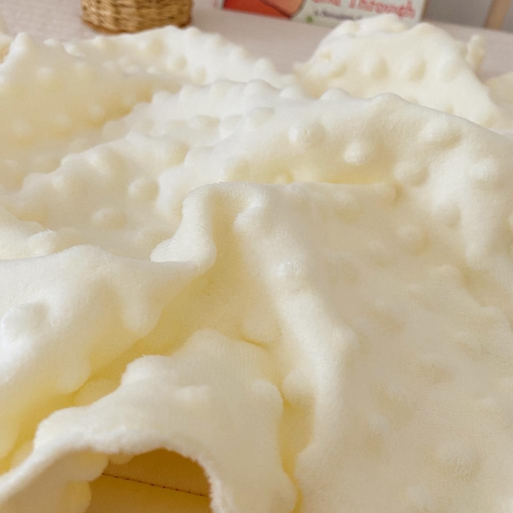 91家纺网 家纺一手货源 找家纺 星期八 2020新款魔法豆豆安抚巾40*40cm 黄色