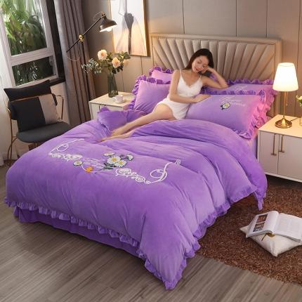 91家纺网 家纺一手货源 找家纺 恋佳居 2023新款水晶绒荷叶边毛巾绣四件套 眷恋浅紫