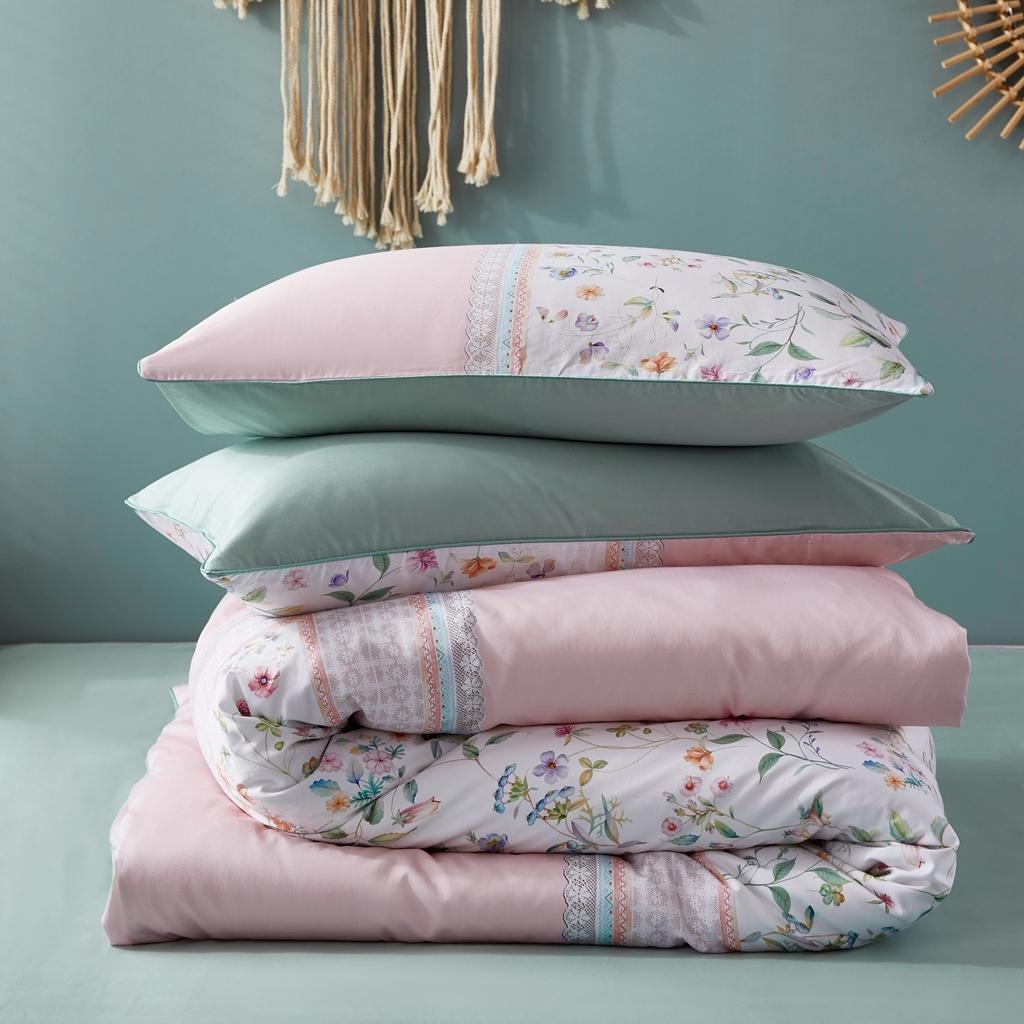 91家纺网 家纺一手货源 找家纺 优然居2020新款60S长绒棉数码印花镶边款四件套 欧若拉粉