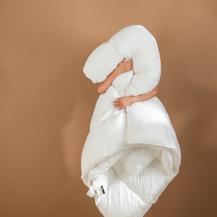 91家纺网 家纺一手货源 找家纺 （总）2024新款大朵绒轻音羽绒被春秋被冬被