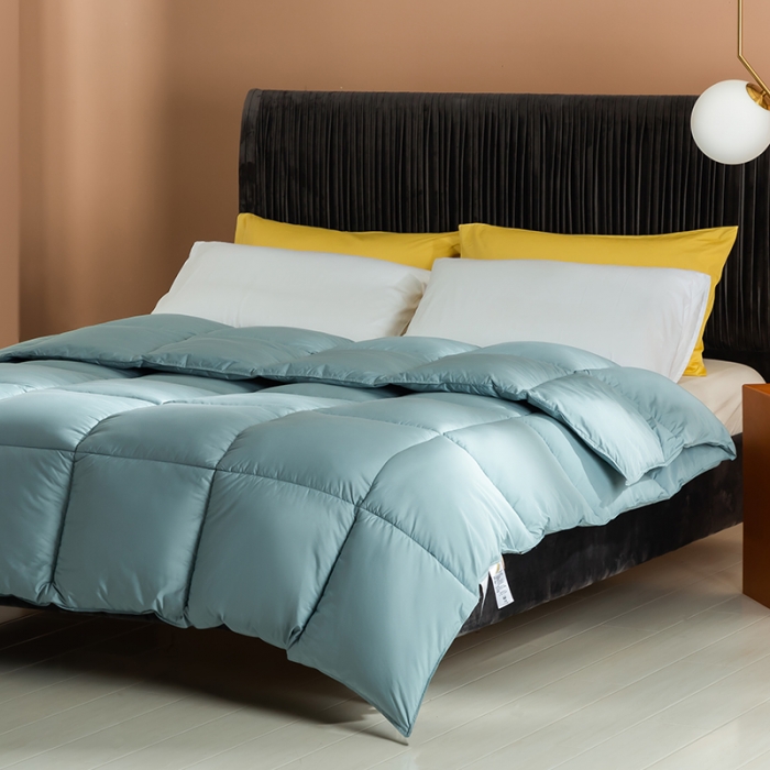 91家纺网 家纺一手货源 找家纺 2024新款大朵绒轻音羽绒被春秋被冬被 冰湖蓝