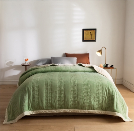 91家纺网 家纺一手货源 找家纺 （总）法芙娜 黑科技吸湿牛奶绒夹棉毛毯夹棉毯