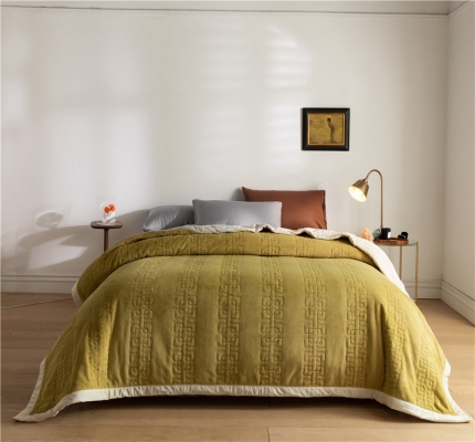 91家纺网 家纺一手货源 找家纺 （总）法芙娜 黑科技吸湿牛奶绒夹棉毛毯夹棉毯