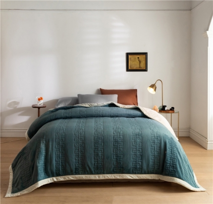 91家纺网 家纺一手货源 找家纺 （总）法芙娜 黑科技吸湿牛奶绒夹棉毛毯夹棉毯