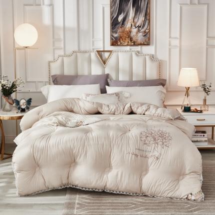 91家纺网 家纺一手货源 找家纺 （总）啊雅家居2025新款肌理纹绣花花边羽丝绒被