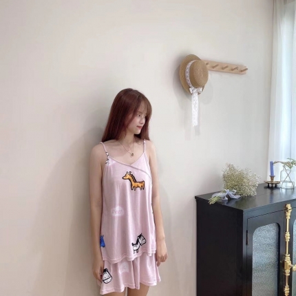 91家纺网 家纺一手货源 找家纺 风向标针织棉印花家居服-吊带