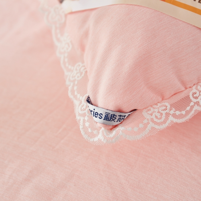 91家纺网 家纺一手货源 找家纺 啊雅家居2025新款肌理纹绣花花边羽丝绒被发财树粉玉色