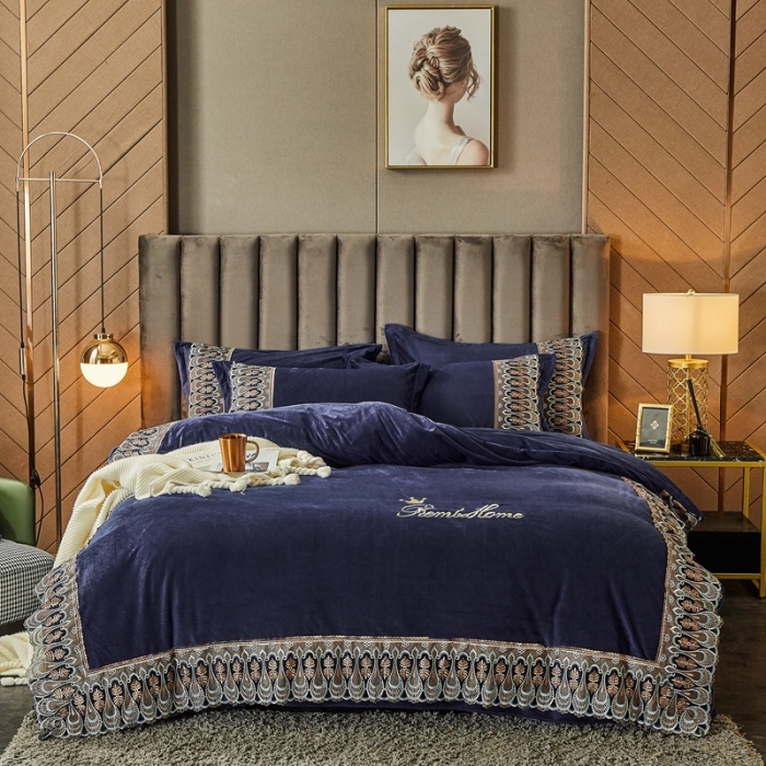 91家纺网 家纺一手货源 找家纺 金米诺爆款公主风工艺款纯色加厚水晶绒绣花四件套赫拉之恋-藏青