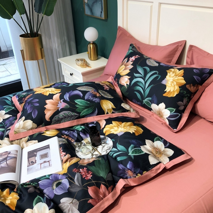 91家纺网 家纺一手货源 找家纺 太古汇 2020新款60支数码印花小边款四件套奥戴尔-藏青