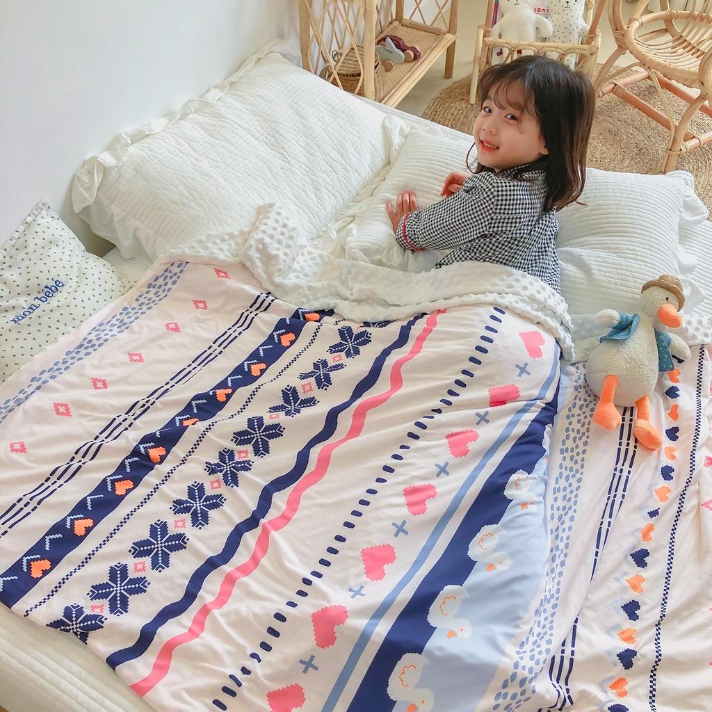 91家纺网 家纺一手货源 找家纺 星期八 2020新款A类针织棉豆豆毯 爱心小鸭