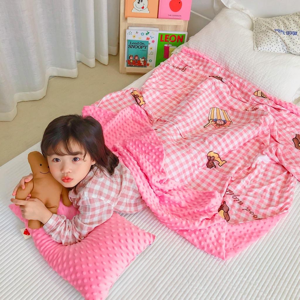 91家纺网 家纺一手货源 找家纺 星期八 2020新款A类针织棉豆豆毯 粉格小熊