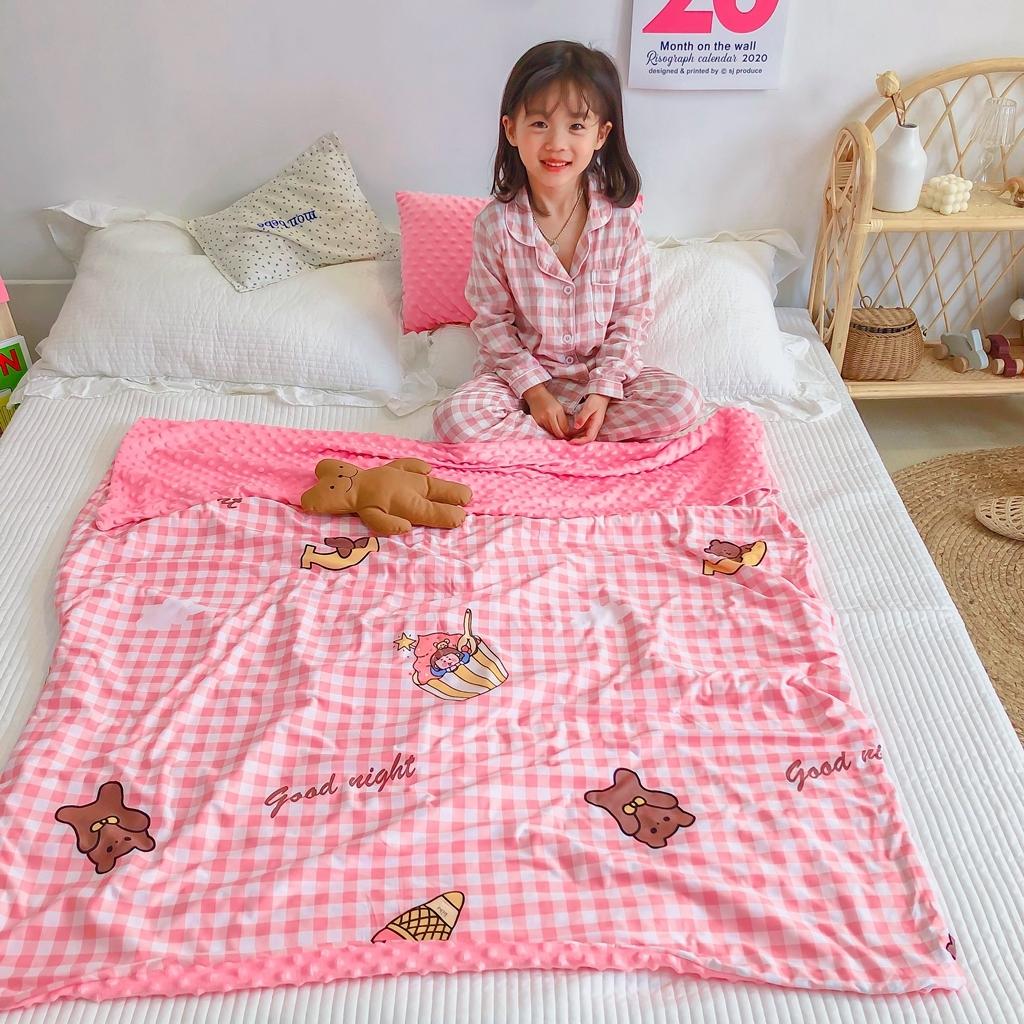 91家纺网 家纺一手货源 找家纺 星期八 2020新款A类针织棉豆豆毯 粉格小熊