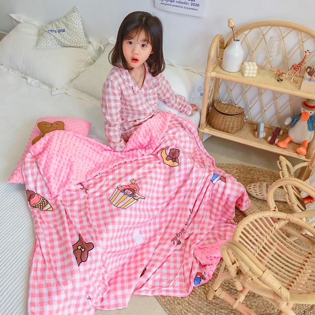 91家纺网 家纺一手货源 找家纺 星期八 2020新款A类针织棉豆豆毯 粉格小熊