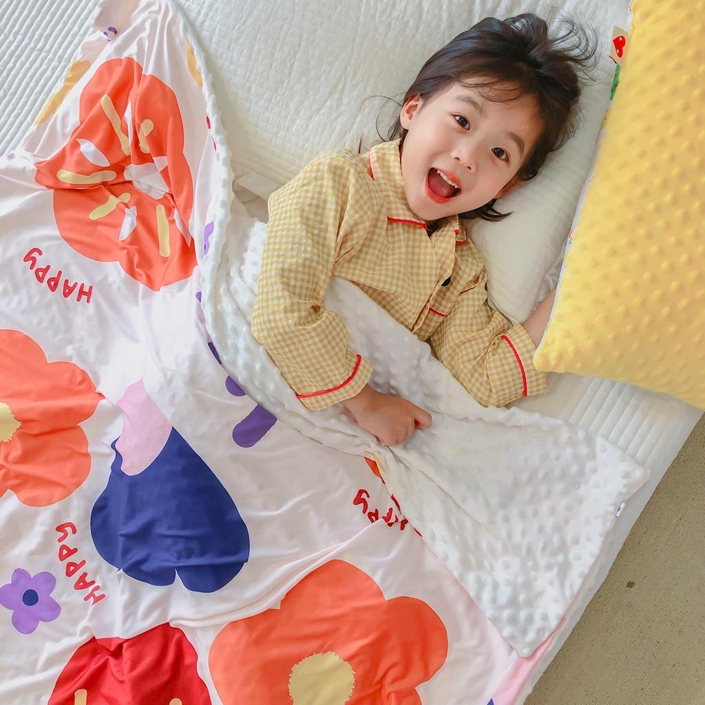 91家纺网 家纺一手货源 找家纺 星期八 2020新款A类针织棉豆豆毯 花儿朵朵