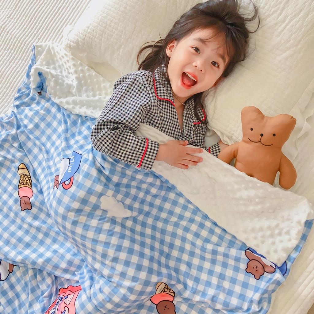 91家纺网 家纺一手货源 找家纺 星期八 2020新款A类针织棉豆豆毯 蓝格小熊