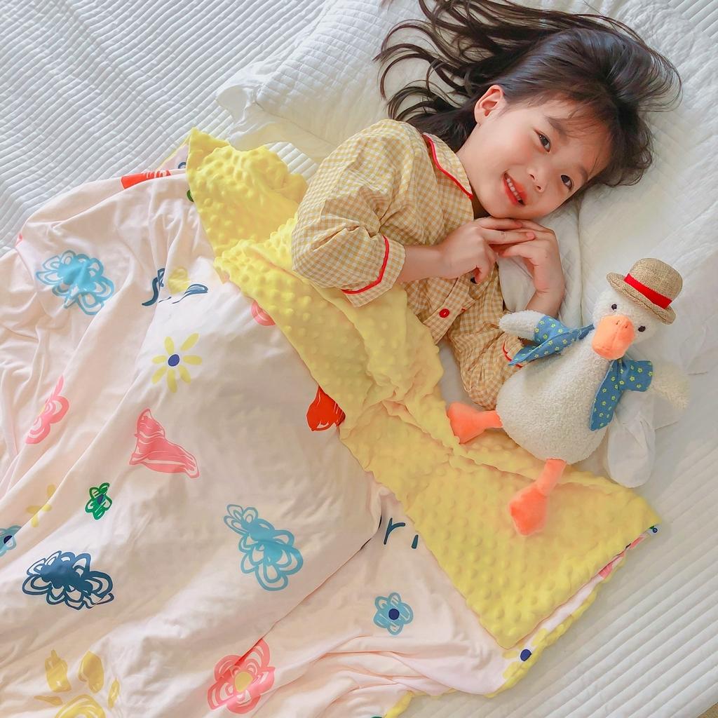 91家纺网 家纺一手货源 找家纺 星期八 2020新款A类针织棉豆豆毯 涂鸦花花