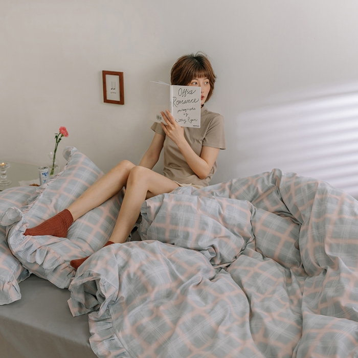 91家纺网 家纺一手货源 找家纺 窝米 2020新款全棉韩式公主风花边工艺款格子系列 灰格