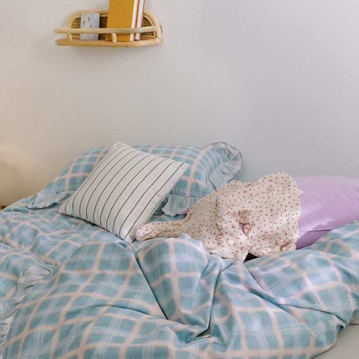 91家纺网 家纺一手货源 找家纺 窝米 2020新款全棉韩式公主风花边工艺款格子系列 蓝粉格