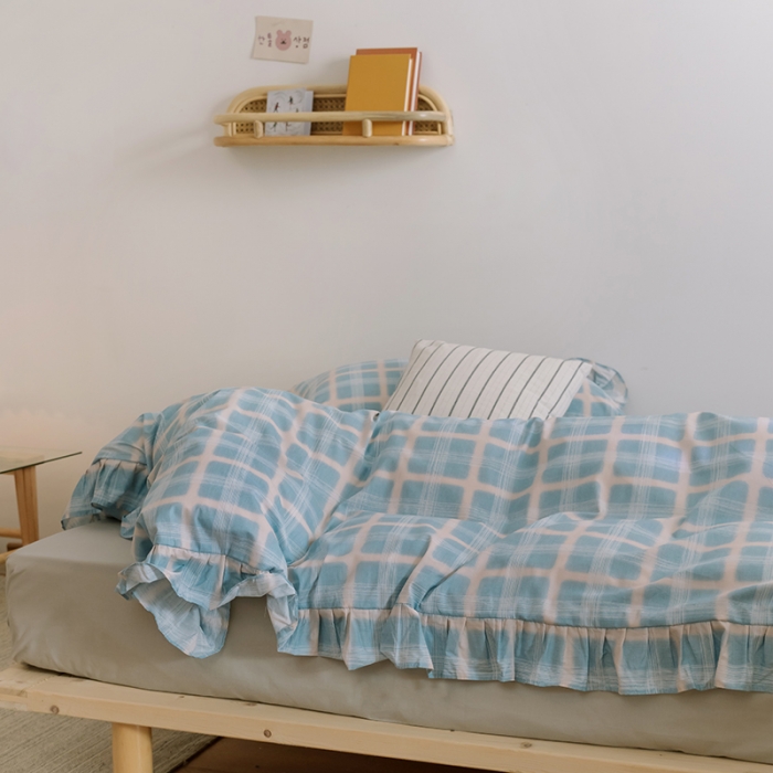 91家纺网 家纺一手货源 找家纺 窝米 2020新款全棉韩式公主风花边工艺款格子系列 蓝粉格