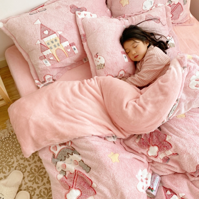 91家纺网 家纺一手货源 找家纺 川悦生活 2020新款雪花绒四件套 城堡女孩