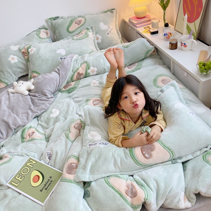 91家纺网 家纺一手货源 找家纺 川悦生活 2020新款雪花绒四件套 爱心牛油果