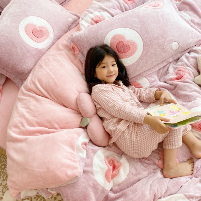 91家纺网 家纺一手货源 找家纺 川悦生活 2020新款雪花绒四件套 日系爱语