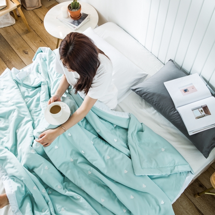 91家纺网 家纺一手货源 找家纺 被靠被 2021新款心晴天丝夏被 心晴-浅绿