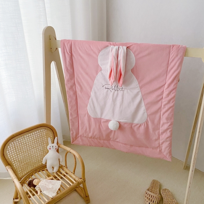 91家纺网 家纺一手货源 找家纺 被靠被 2021新款萌兔多功能盖毯 儿童粉色