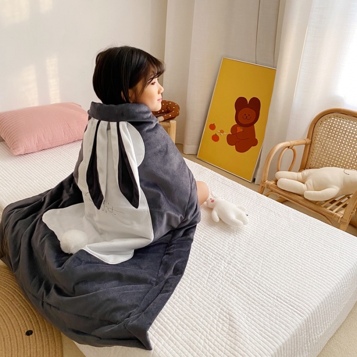 91家纺网 家纺一手货源 找家纺 被靠被 2021新款萌兔多功能盖毯 儿童深灰