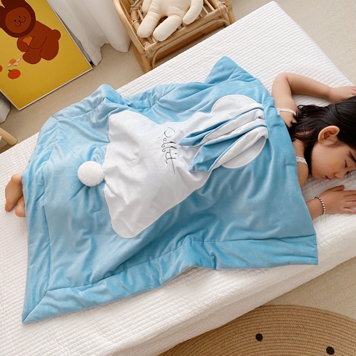 91家纺网 家纺一手货源 找家纺 被靠被 2021新款萌兔多功能盖毯 儿童天蓝