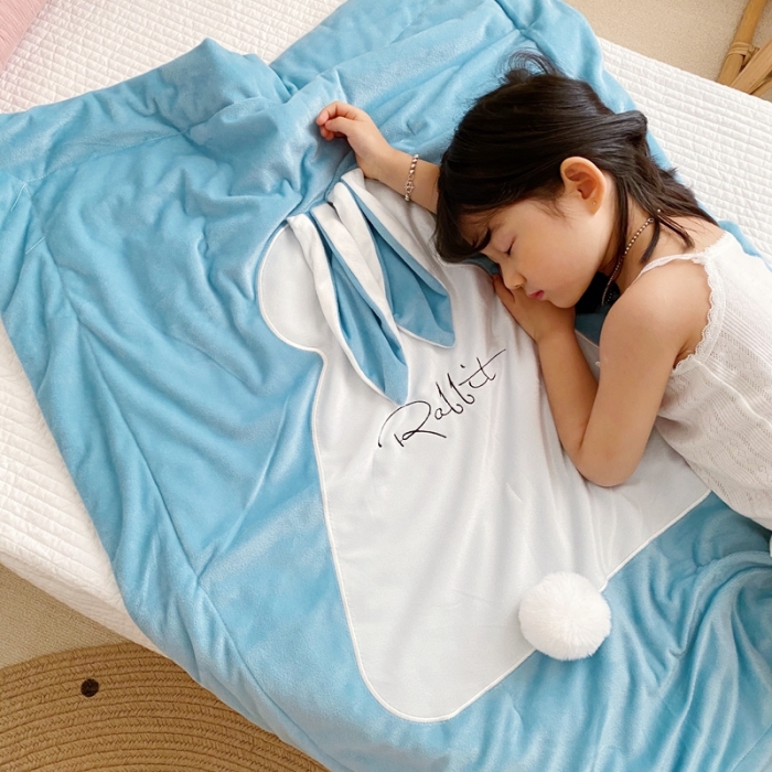 91家纺网 家纺一手货源 找家纺 被靠被 2021新款萌兔多功能盖毯 儿童天蓝