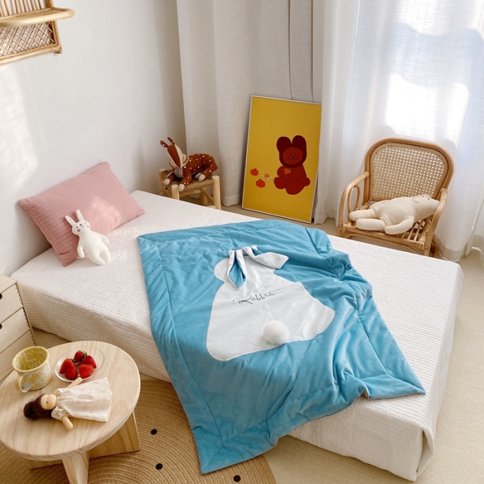 91家纺网 家纺一手货源 找家纺 被靠被 2021新款萌兔多功能盖毯 儿童天蓝