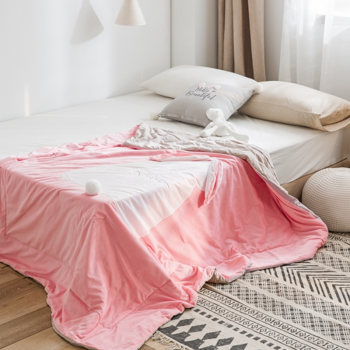 91家纺网 家纺一手货源 找家纺 被靠被 2021新款萌兔多功能盖毯 粉色