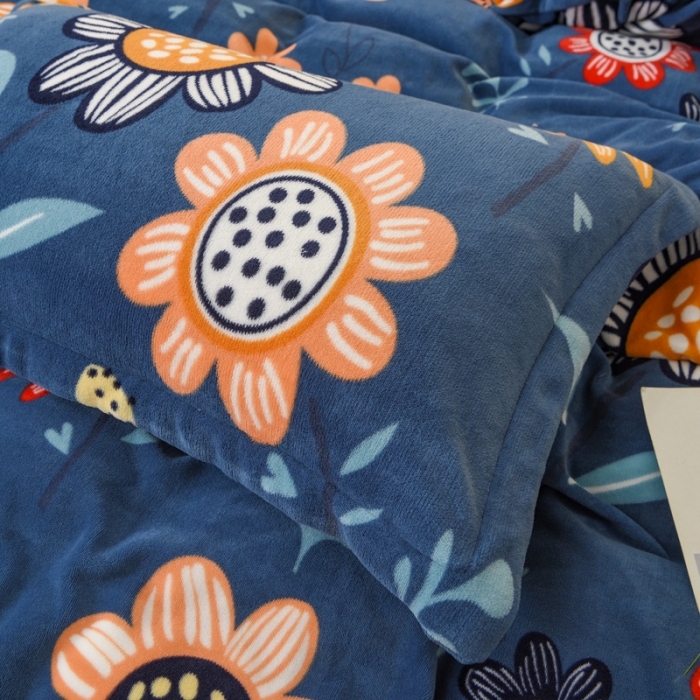 91家纺网 家纺一手货源 找家纺 仟网汇2020牛奶绒水晶绒魔法绒法莱绒金貂绒四件套艳丽夺目蓝