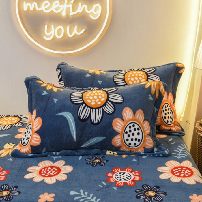 91家纺网 家纺一手货源 找家纺 仟网汇2020牛奶绒水晶绒魔法绒法莱绒金貂绒四件套艳丽夺目蓝