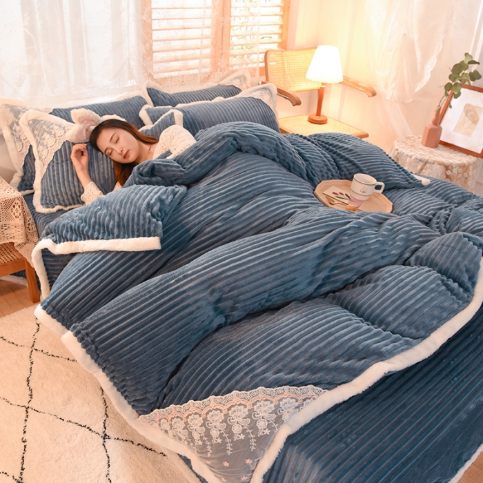 91家纺网 家纺一手货源 找家纺 欧冠 2020双面魔法绒兔兔绒蕾丝花边四件套 午夜蓝