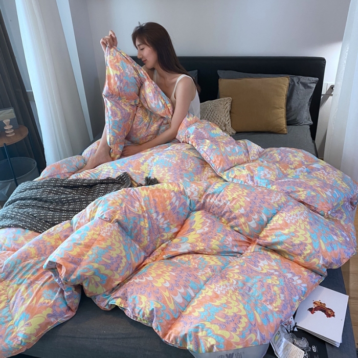 91家纺网 家纺一手货源 找家纺 俏企鹅 2025新款孔雀开屏羽绒被芯冬被春秋被子 孔雀开屏