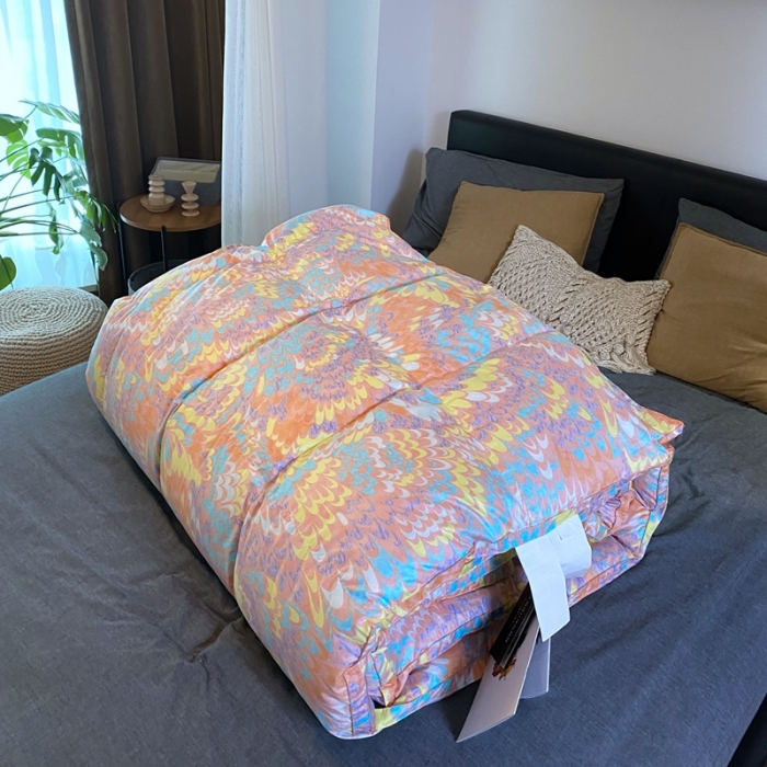 91家纺网 家纺一手货源 找家纺 俏企鹅 2025新款孔雀开屏羽绒被芯冬被春秋被子 孔雀开屏