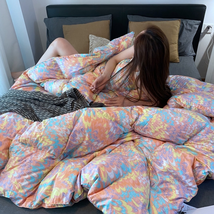 91家纺网 家纺一手货源 找家纺 俏企鹅 2025新款孔雀开屏羽绒被芯冬被春秋被子 孔雀开屏