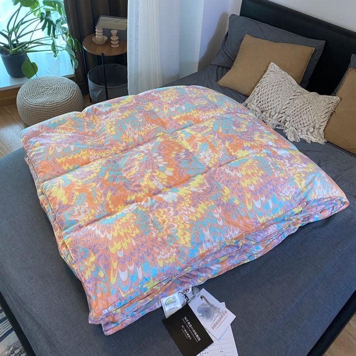 91家纺网 家纺一手货源 找家纺 俏企鹅 2025新款孔雀开屏羽绒被芯冬被春秋被子 孔雀开屏