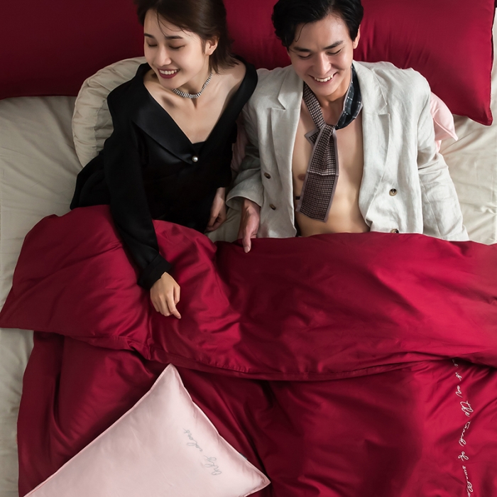 91家纺网 家纺一手货源 找家纺 （总）狠狠爱 2020新款60S长绒棉刺绣撞色四件套