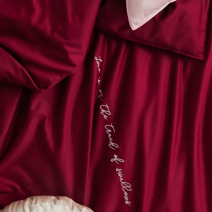 91家纺网 家纺一手货源 找家纺 狠狠爱 2020新款60S长绒棉刺绣撞色四件套 粉红卡宾