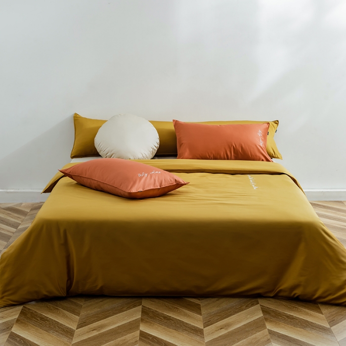 91家纺网 家纺一手货源 找家纺 狠狠爱 2020新款60S长绒棉刺绣撞色四件套 橘黄卡宾