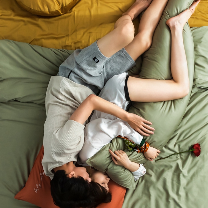 91家纺网 家纺一手货源 找家纺 狠狠爱 2020新款60S长绒棉刺绣撞色四件套 橘浅绿黄