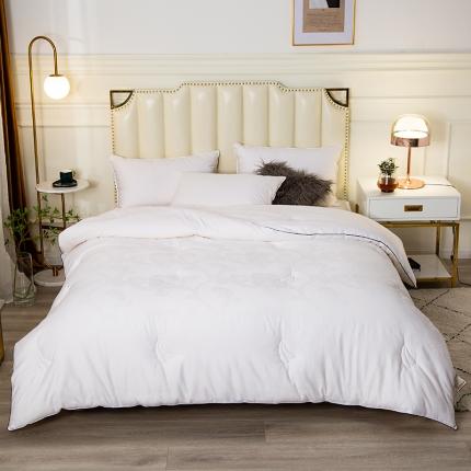 91家纺网 家纺一手货源 找家纺 心悦 2020新款全棉80支提花大豆纤维被 白色