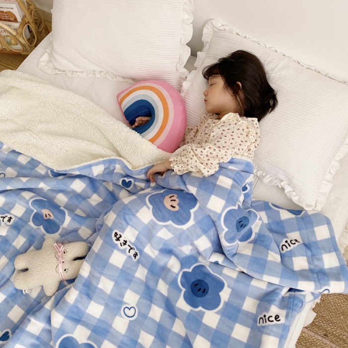 91家纺网 家纺一手货源 找家纺 川悦生活2020新款羊羔绒毯子卡通亲肤牛奶绒毛毯 爱心兰
