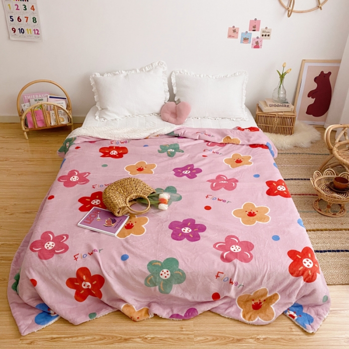 91家纺网 家纺一手货源 找家纺 川悦生活2020新款羊羔绒毯子卡通亲肤牛奶绒毛毯 花儿点点