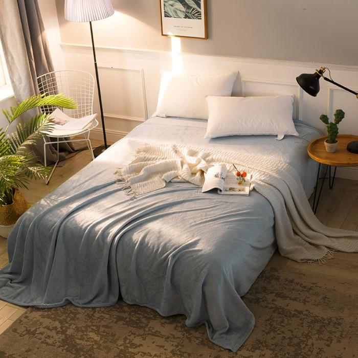 91家纺网 家纺一手货源 找家纺 凯儿家纺时尚法莱绒三件四件套牛奶雕花水晶绒