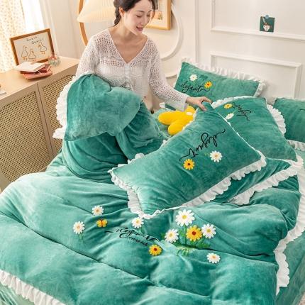 91家纺网 家纺一手货源 找家纺 （总）新品韩版花边加厚绣花牛奶绒法莱水晶绒床单床裙款四件套